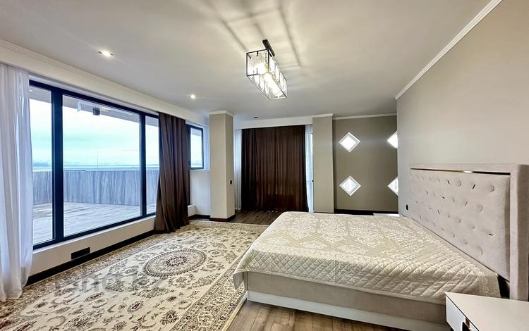 5-бөлмелі пәтер · 220 м² · 12/12 қабат, Кунаева 79, бағасы: 700 000 〒 в Шымкенте, Аль-Фарабийский р-н — фото 2