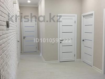 3-комнатная квартира · 110 м² · 7/14 этаж, мкр 11, Аз-Наурыз 144 за 45 млн 〒 в Актобе