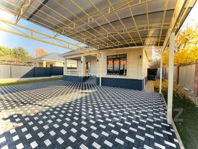 Отдельный дом · 4 комнаты · 160 м² · 5 сот., Кенесары хана 22 — Ул.Жандосова за 76.9 млн 〒 в Алматы