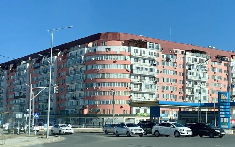 2-комнатная квартира, 72.3 м², 6/9 этаж, Мусы Баймуханова 45а за 21.5 млн 〒 в Атырау, мкр Привокзальный-1 — фото 2