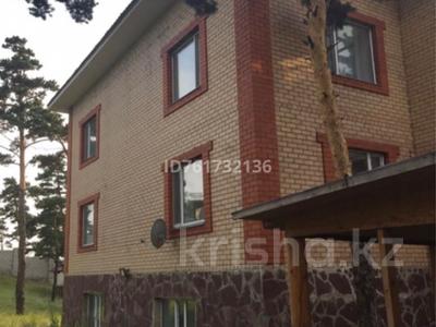 Отдельный дом · 8 комнат · 400 м² · 1000 сот., Абая 28 за 120 млн ₸ в Бурабае