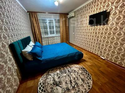 1-бөлмелі пәтер · 40 м² · 2/5 қабат, 11 ш/а., Аз Наурыз 28, бағасы: 8 000 ₸ в Актобе, мкр 11