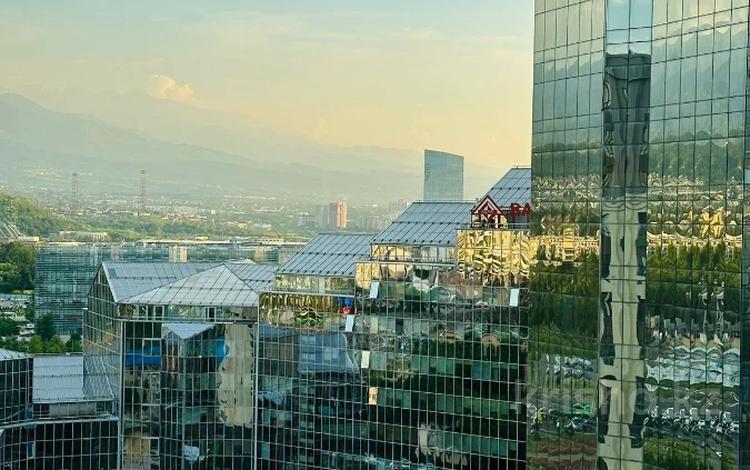 2-комнатная квартира · 75 м² · 16/19 этаж, Назарбаева 235 Б за 950 000 ₸ в Алматы, Бостандыкский р-н — фото 2