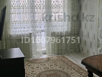 2-комнатная квартира · 50 м² · 2/5 этаж, Гагарина 38 — Крытый рынок за 180 000 〒 в Шымкенте, Абайский р-н