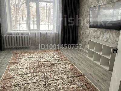 2-комнатная квартира · 53 м² · 1/9 этаж · помесячно, мкр Юго-Восток, Мкр Гульдер 1 16 за 180 000 〒 в Караганде, Казыбек би р-н