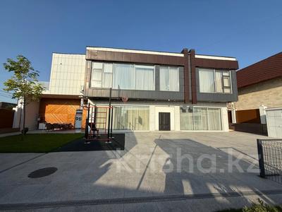 Отдельный дом · 7 комнат · 650 м², мкр Ерменсай, Жаксылыка Ушкенпирова — Возле школы KIS за 560 млн ₸ в Алматы, Бостандыкский р-н