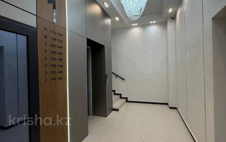 3-комнатная квартира · 80.8 м² · 8 этаж, Назарбаева 235 за 33.7 млн ₸ в Костанае — фото 2