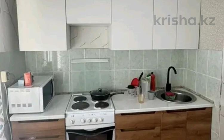 2-комнатная квартира · 37 м² · 4/5 этаж, Ауэзова 37 за 8.5 млн ₸ в Аксу — фото 2