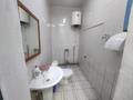 Свободное назначение, офисы, магазины и бутики, склады, образование · 400 м² за 300 000 ₸ в  — фото 9