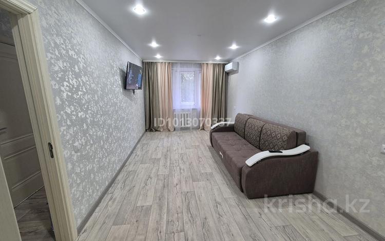 2-бөлмелі пәтер · 45 м² · 2/5 қабат, Абая 104, бағасы: 17.3 млн ₸ в Уральске — фото 9