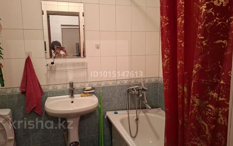 1-комнатная квартира · 51 м² · 2/9 этаж, мкр Акбулак 37 — Рыскулова момышулы за 180 000 ₸ в Алматы, Алатауский р-н — фото 2