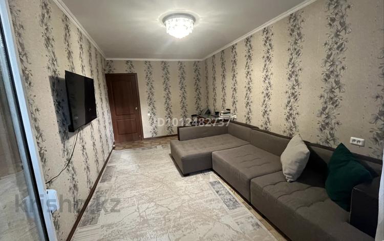 2-бөлмелі пәтер · 48.8 м² · 2/5 қабат, Оралхан Бөкей 25, бағасы: 26 млн ₸ в Усть-Каменогорске — фото 2