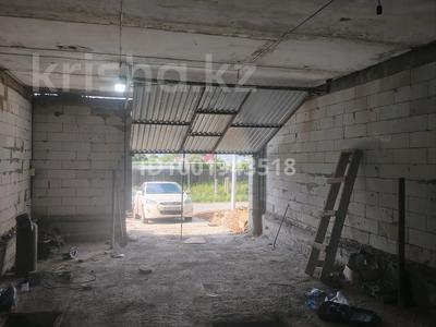 Гаражи и паркинги в Костанайской обл.: Гараж · 150 м² · Микрорайон Нурай, Кирова 28/1 за 20 млн 〒 Гараж · 150 м² · Микрорайон Нурай, Кирова 28/1 за 20 млн 〒 в Костанае