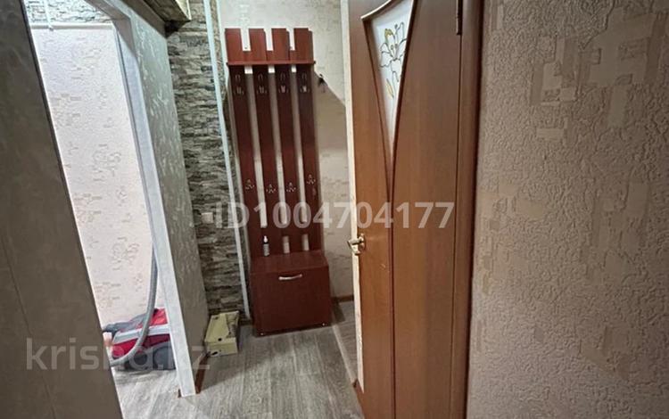 2-комнатная квартира · 40 м² · 1/4 этаж, 8 марта 8 — напротив Богажное отделение за 11.7 млн ₸ в Актобе — фото 2