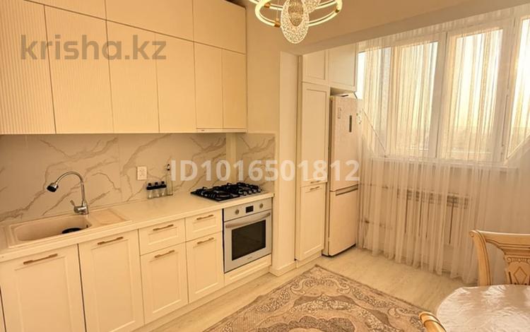 3-бөлмелі пәтер · 80 м² · 9/9 қабат, Ақсай-2 ш/а. 35 — Аксай нан, бағасы: 600 000 ₸ в Алматы, Ауэзовский р-н — фото 2