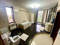 Жеке үй · 6 бөлме · 500 м² · 17 сот., мкр Коктобе, Жанибекова 101, бағасы: 750 млн ₸ в Алматы, Медеуский р-н — фото 17