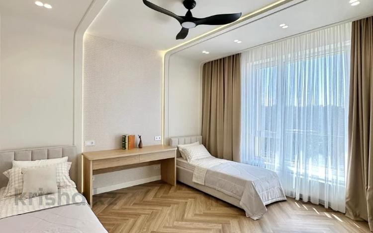 4-бөлмелі пәтер · 120 м² · 11/12 қабат, Розыбакиева 197/2, бағасы: 164.9 млн ₸ в Алматы, Бостандыкский р-н — фото 7