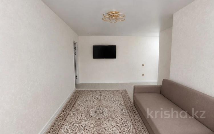 2-бөлмелі пәтер · 44.8 м² · 2/5 қабат, Кубеева 6, бағасы: 17 млн ₸ в Костанае — фото 2