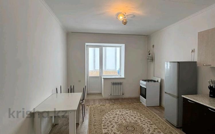 1-комнатная квартира · 44 м² · 2/9 этаж, мкр. Алтын орда 1 г — Мустафа Шокая за 150 000 ₸ в Актобе — фото 2