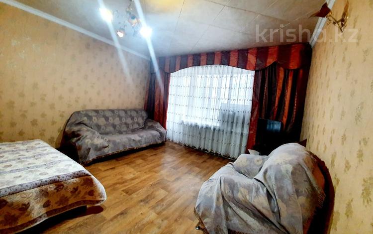 1-комнатная квартира · 38 м² · 3/5 этаж, Дулатова 143 за 8 000 ₸ в Семее — фото 12