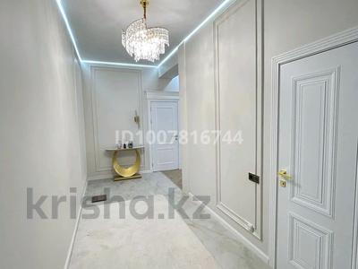 2-бөлмелі пәтер · 85 м² · 2/5 қабат, Аргынбекова 2 — 137 школа, бағасы: 56 млн ₸ в Шымкенте, Абайский р-н