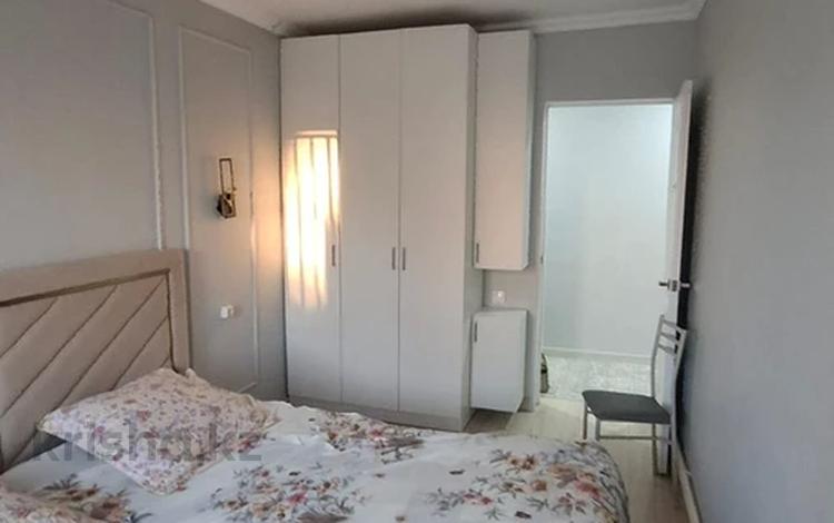 3-бөлмелі пәтер · 90 м² · 3/5 қабат, 17-шағынаудан 11а, бағасы: 180 000 ₸ в Шымкенте, Аль-Фарабийский р-н — фото 2