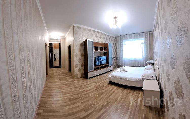 1-комнатная квартира · 60 м² · 7/16 этаж, Абая 150/230 за 15 000 〒 в Алматы, Бостандыкский р-н — фото 9