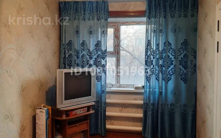 2-бөлмелі пәтер · 45 м² · 3/5 қабат, Гурбы 106 — На против школы номер 19, бағасы: 9 млн ₸ в Сатпаев — фото 25