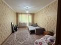 2-комнатная квартира · 44 м² · 2/5 этаж, Майкудук, 16й микрорайон 49 за 16.5 млн ₸ в Караганде, Алихана Бокейханова р-н