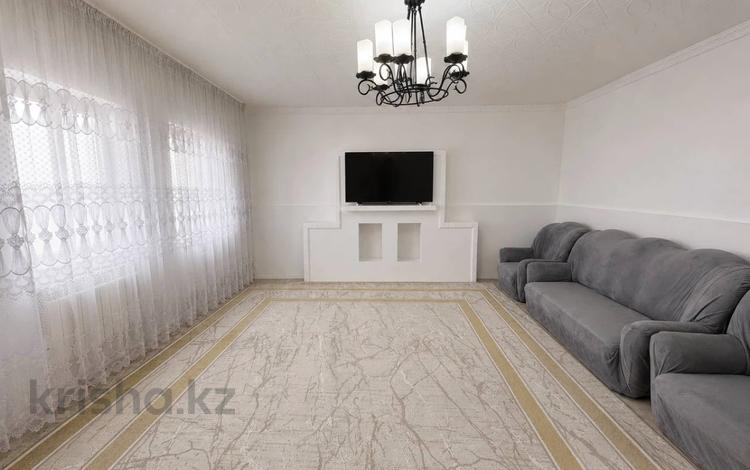 Отдельный дом · 3 комнаты · 94.5 м² · 4 сот., мкр Центральный, Султана Бейбарыса 90 за 14.5 млн ₸ в Атырау — фото 8