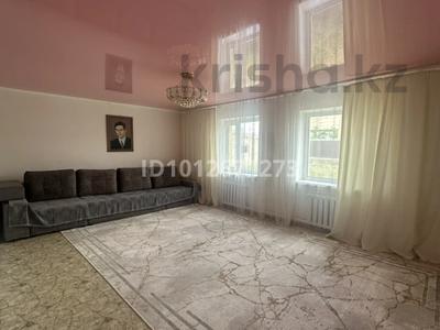 Жеке үй · 4 бөлме · 117 м² · 10 жүзд., Кошубаева 27, бағасы: 26 млн ₸ в Сатпаев