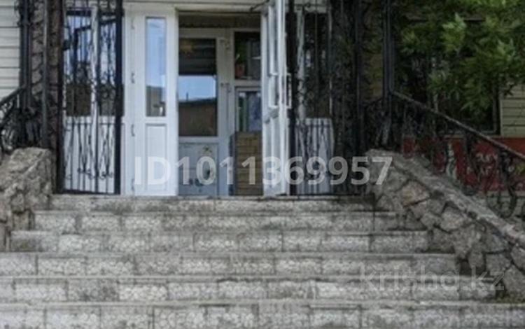 Дүкендер мен бутиктер · 130 м², бағасы: 70 млн 〒 в Темиртау — фото 2