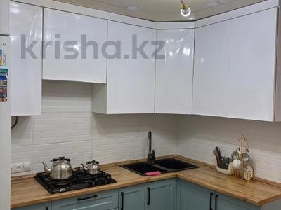 2-комнатная квартира · 54 м² · 8/9 этаж, мкр 11 за 18.5 млн ₸ в Актобе