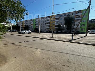 4-комнатная квартира · 63 м² · 2/5 этаж, Сарыарка 16 за 20 млн 〒 в Жезказгане