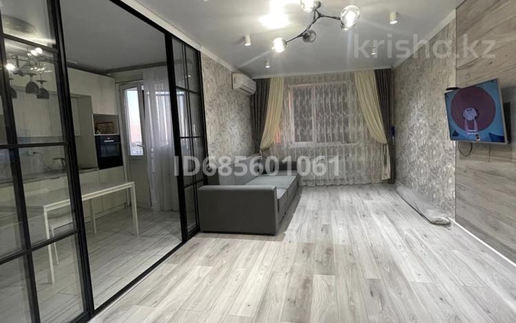 3-комнатная квартира · 86.5 м² · 11/19 этаж, мкр Кадыра Мырза-Али, Қадыр Мырза-Әли ш/а. 32/2 — Алтындар за 36.5 млн ₸ в Уральске — фото 15