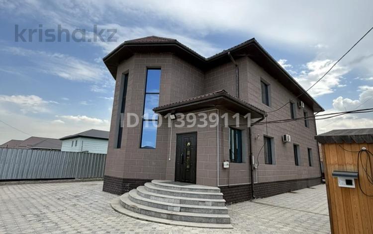 Отдельный дом · 9 комнат · 300 м² · 5 сот., Учетный квартал 102 2355/38 — Nomad international school жанында за 2.5 млн ₸ в Иргели — фото 2