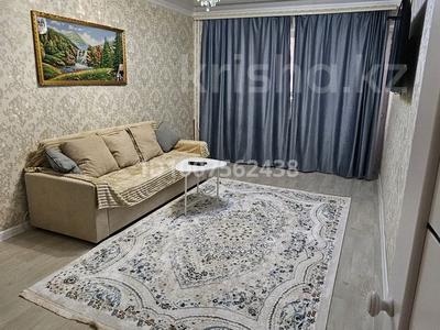 2-комнатная квартира · 47 м² · 5/9 этаж, 27-й мкр 24 — Супермаркет Аман, Достык, ТРЦ Байтерек, магазин Абди, школа, садик, Народный банк. за 12.5 млн ₸ в Актау