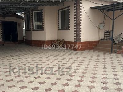 Жеке үй · 6 бөлме · 250 м² · 10 жүзд., Абая 28 — По Джанова вверх возле мечети, бағасы: 45 млн ₸ в Шамалгане