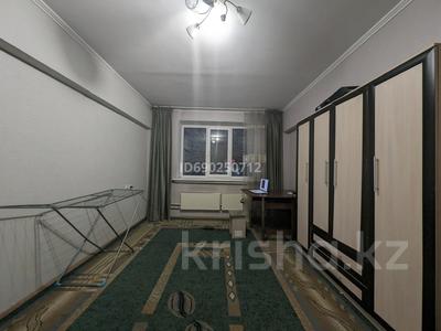 1-комнатная квартира, 37 м² помесячно, мкр Жетысу-1 — Абая Момышулы за 190 000 〒 в Алматы, Ауэзовский р-н