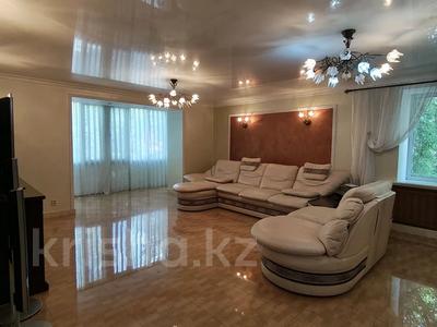 7-бөлмелі пәтер · 200.7 м² · 2/5 қабат, Амангелди Иманова 2 — Республика, бағасы: 65 млн ₸ в Астане