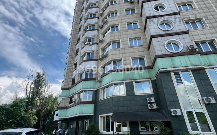 4-комнатная квартира, 177.4 м², 5/14 этаж помесячно, Луганского 1