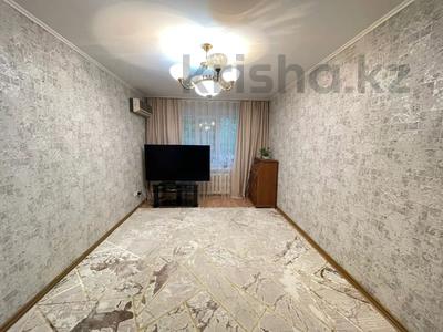 2-комнатная квартира · 54 м² · 1/5 этаж, Кунаева за 18.5 млн ₸ в Уральске