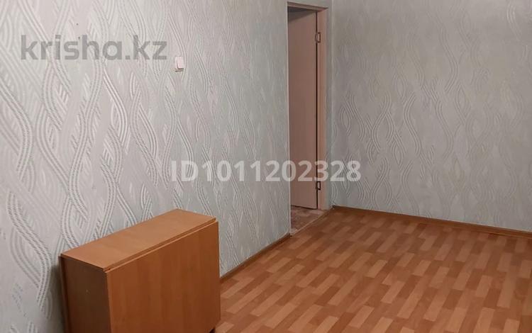 1-бөлмелі пәтер · 33 м² · 2/5 қабат, мкр Юго-Восток, Республики 30, бағасы: ~ 12.4 млн ₸ в Караганде, Казыбек би р-н — фото 2
