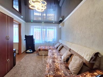 2-бөлмелі пәтер · 44.1 м² · 2/5 қабат, 14-шағынаудан, бағасы: 11.5 млн ₸ в Караганде, Алихана Бокейханова р-н