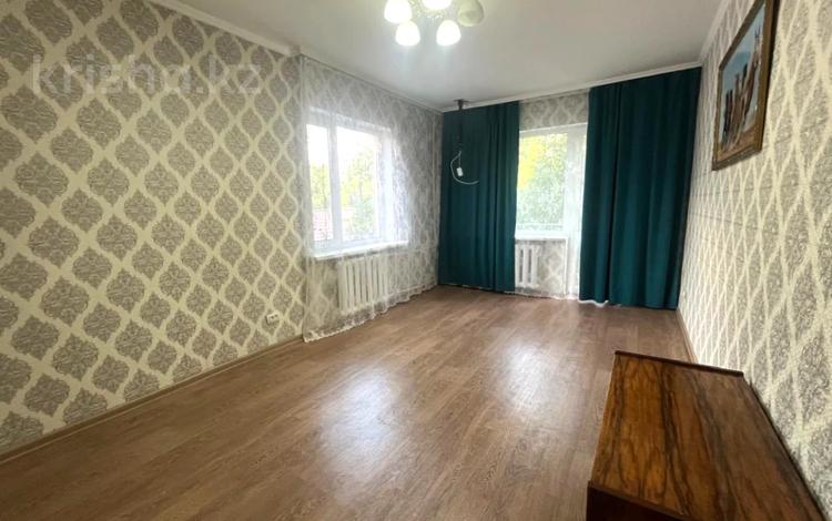 2-бөлмелі пәтер · 40 м² · 3/4 қабат, Жаңа қала ш/а., Ермекова — 45-й квартал, ЖД вокзал, 1000 мелочей, бағасы: 15.5 млн ₸ в Караганде, Казыбек би р-н — фото 2