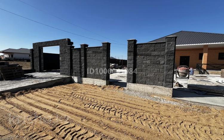 Отдельный дом · 5 комнат · 200 м² · 10 сот., Уч 430 за 55 млн 〒 в Актобе, СК Акжар-Плюс — фото 2