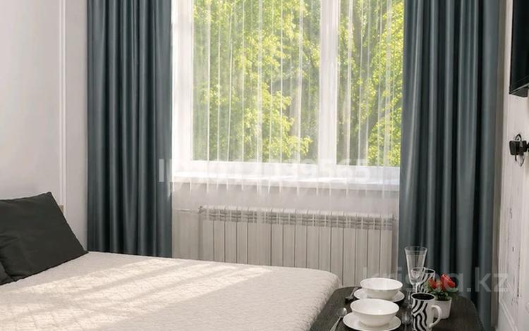 1-бөлмелі пәтер · 18 м² · 1/4 қабат, 5-й мкр. 21, бағасы: 10 000 ₸ в Алматы, Ауэзовский р-н — фото 2