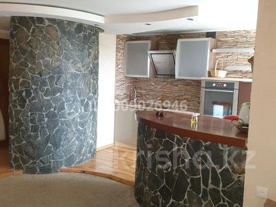 3-комнатная квартира · 90 м² · 9/9 этаж, 1-й микрорайон, Абая 164 — Напротив Цума за 250 000 〒 в Костанае