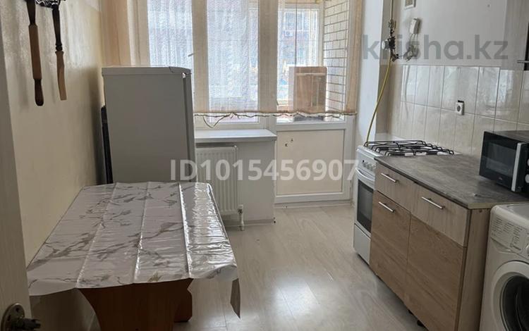 1-комнатная квартира · 49 м² · 1/9 этаж, мкр Береке 21 за 13 млн ₸ в Атырау — фото 2