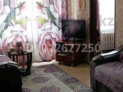 3-бөлмелі пәтер · 57 м² · 3/5 қабат, Титова 140 — Дом супермаркет Адал, бағасы: 17 млн ₸ в Семее